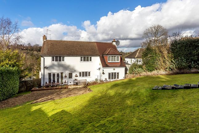 Spaniards Cottage, 12, Loxford Road, Caterham photo 4