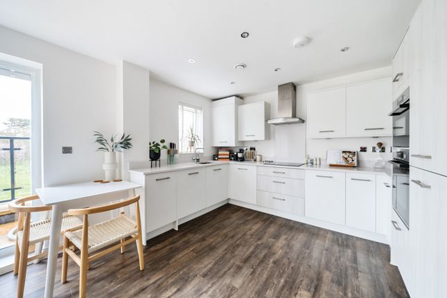 Flat for sale in Jenkins Way, Frenchay, Bristol, Gloucestershire