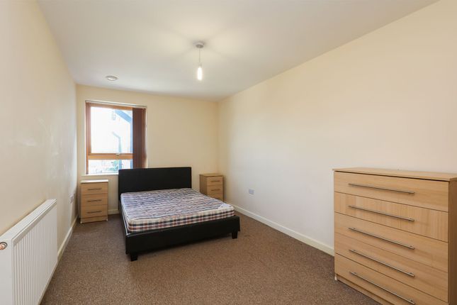 Apt 44, Ashton Point, Sheffield photo 4