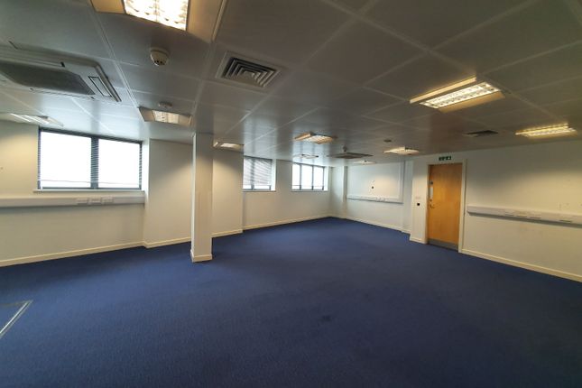 Thumbnail Office to let in Parchmore Road, Thornton Heath, Croydon