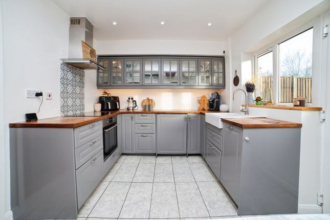 18, Woodland Avenue, Nottinghamshire photo 4