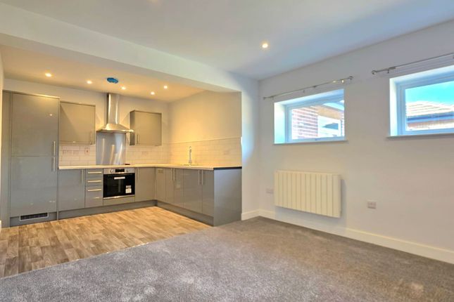 1-bed flat on 88B Park Road, Barnsley, £950/mo