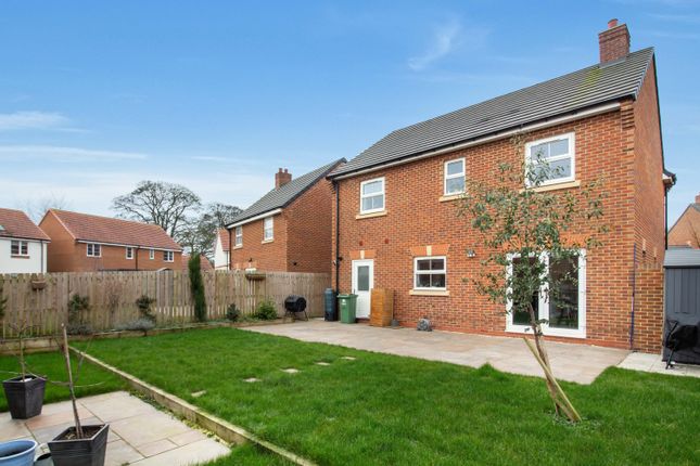 27, Medley Road, York photo 4