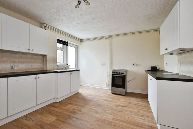 24, St. Davids Road, Ammanford photo 2