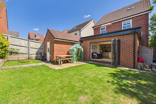 56, Swallowcroft, Stonehouse photo 4