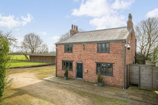 2-bed house on Canal Cottage,2, Mairscough Lane, Ormskirk, £700,000