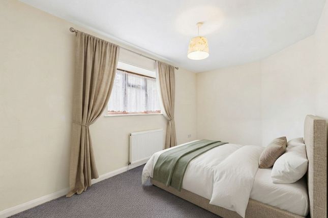 42 Tollerton Green, Nottingham photo 4