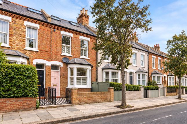 30, Hugon Road, London photo 3