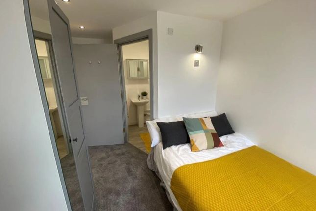 Flat 2, Mooregate House,, Middle Street, Nottingham photo 4