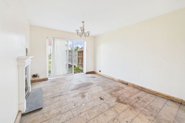 281 Mansfield Road, Sutton-In-Ashfield photo 3