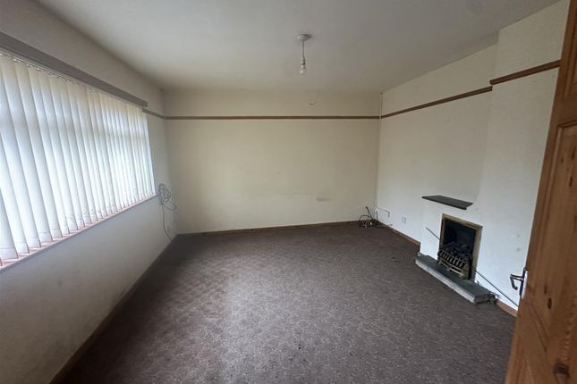 12, Sephton Drive, Ormskirk photo 2