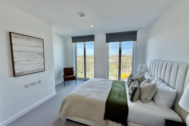 Flat 66, The Delamarre, London photo 5