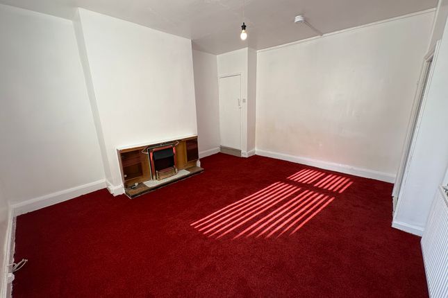 2, Lime Street, Bradford photo 3