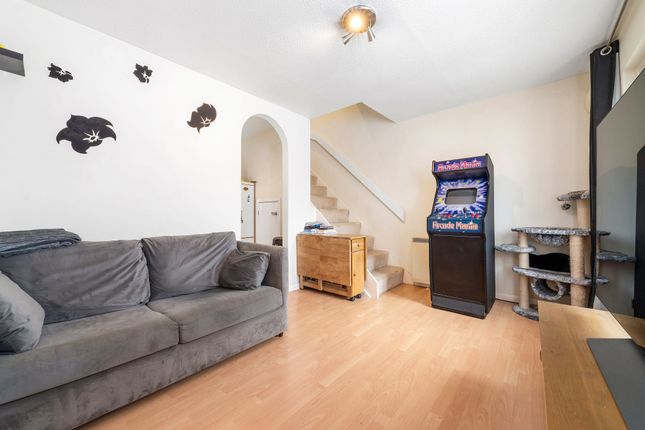 16 Shirley Crescent, Beckenham photo 4
