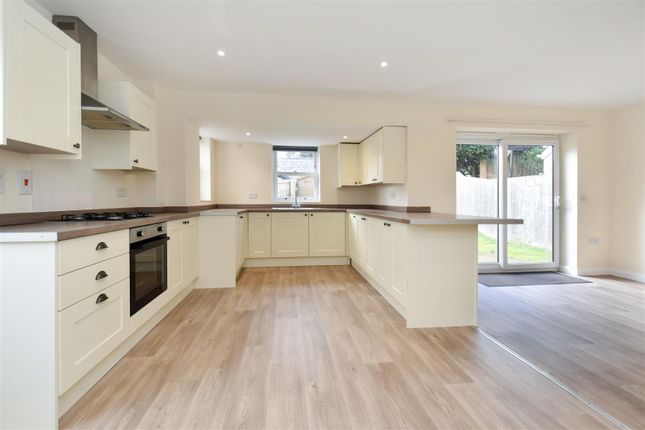 Bell Cottage, 4B, Kitwell Street, Uffculme photo 4