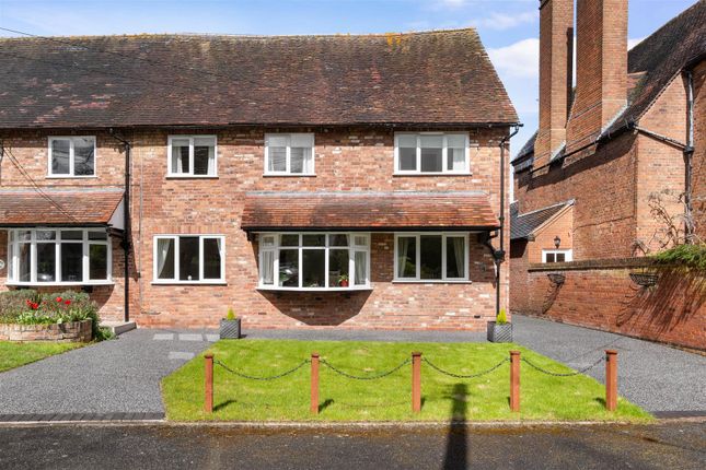 Thumbnail Barn conversion for sale in Church Lane, Hallow, Worcester