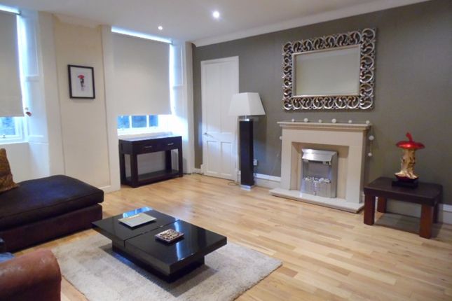 Flat to rent in Fitzroy Lane, West End, Glasgow