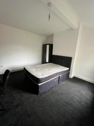 Room 1, 9, Croft Street, Salford photo 3