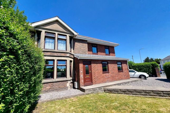5-bed house on 2 Winston Road, Barry, £330,000