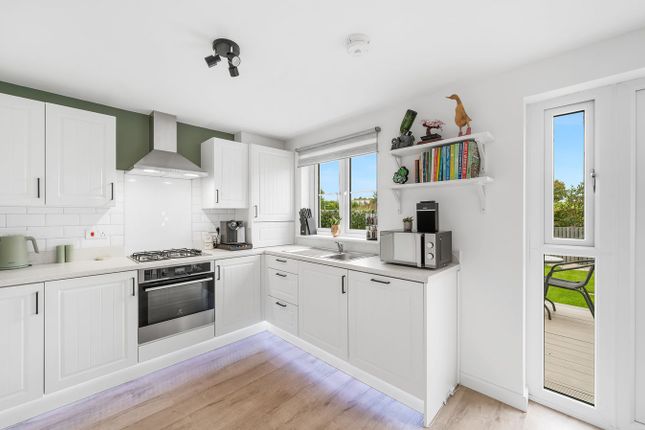 112, South Larch Road, Dunfermline photo 4