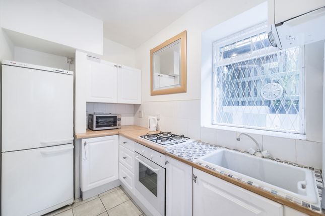 Flat for sale in Upcerne Road, London