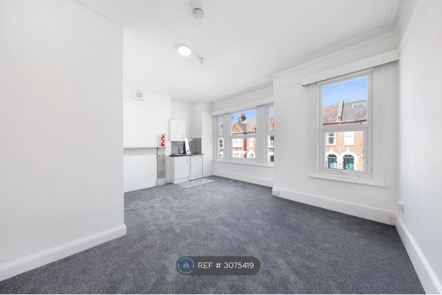 Kingscourt Road, London photo 4