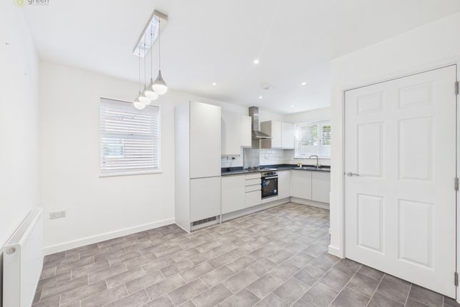 60, Lea Hill Road, Birmingham photo 3
