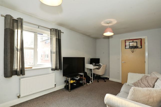 26, Ursuline Way, Cheshire photo 3