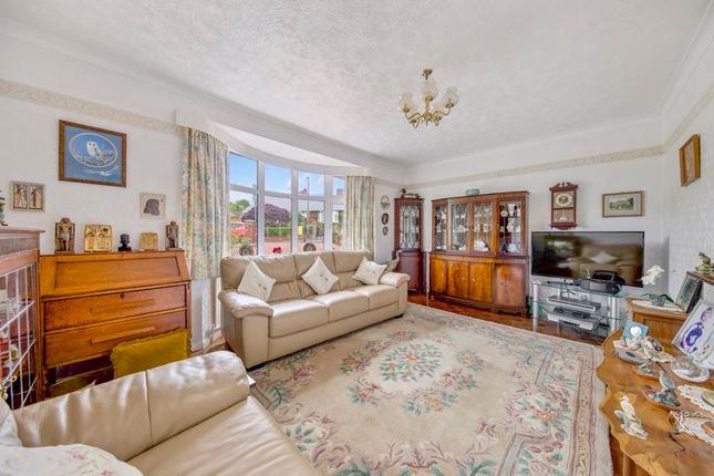 11, Speighthill Crescent, Chesterfield photo 2