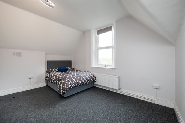 Room B, THE BROADWAY, WIMBELDON, WIMBELDON photo 3