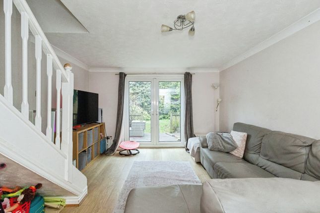 29, Petrel Close, Greater Manchester photo 2