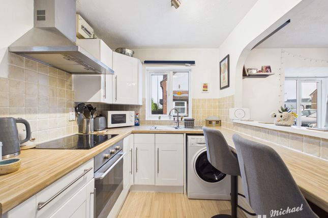 33 Augustus Road, Leighton Buzzard photo 2