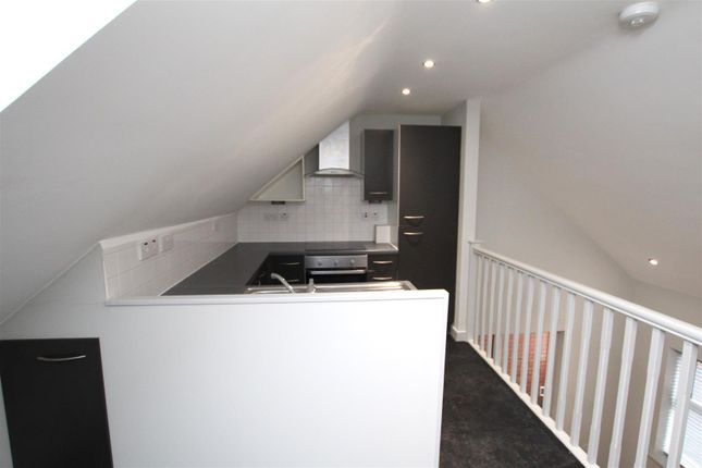 2B, Avenue Road, Essex photo 5