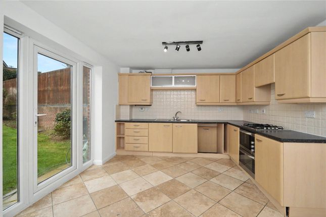 Blenkinsop Way, Leeds photo 2