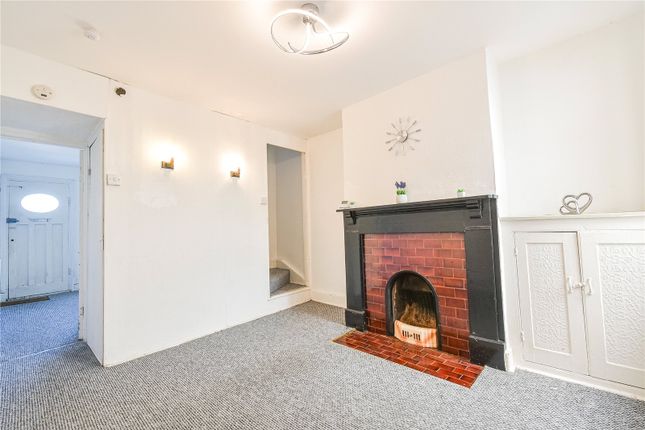 Thumbnail End terrace house for sale in Railway Road, Newbury, Berkshire