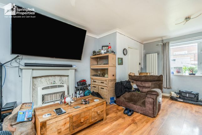 86, Meaford Drive, Stoke-on-Trent photo 3