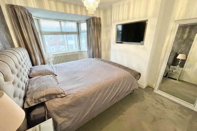 End terrace house for sale in Dryburgh Avenue, Stanley Park