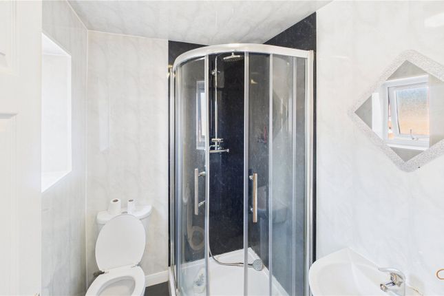 Room 10, 50, Woodlands Road, Middlesbrough photo 3