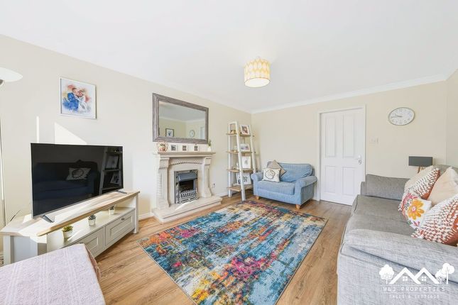 16, Manorwood Drive, Prescot photo 3