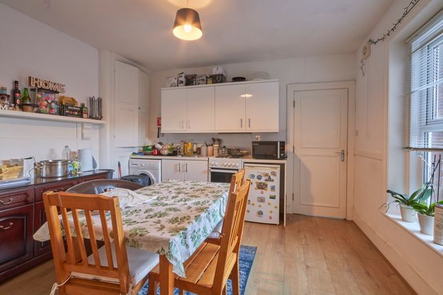 139 Cowick Street, Exeter photo 4