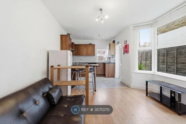 Trundleys Road, London photo 3
