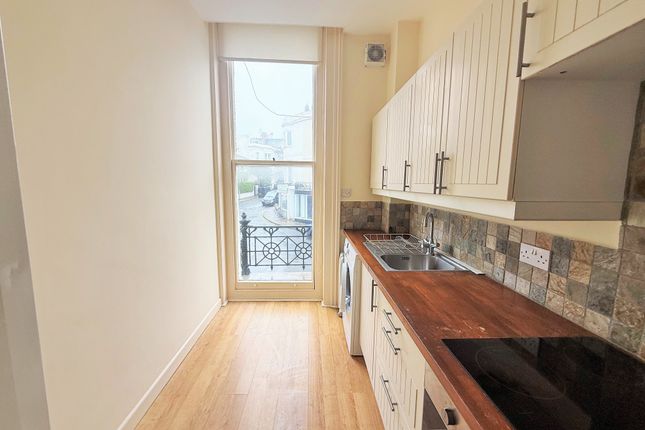 First Floor Flat, 19, Powis Road, Brighton photo 4