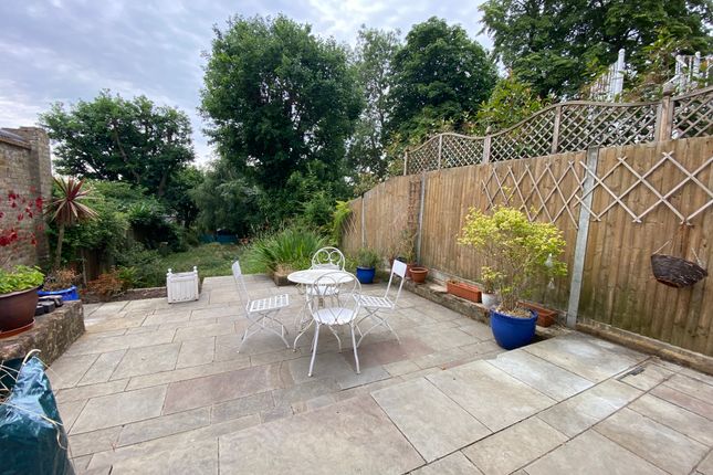 51a, Ross Road, London photo 3