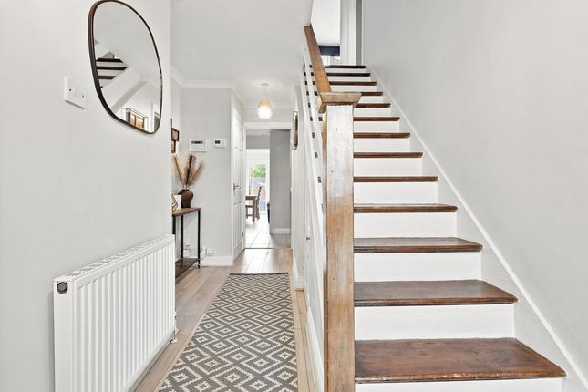 CROHANE, Golden Manor Drive Benfleet, Benfleet photo 4