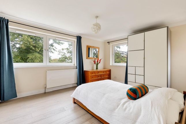 Flat 19, 31a, Westwood Hill, Sydenham photo 4