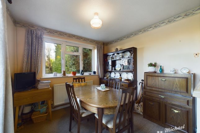 Semi-detached house for sale in West View, Ludgershall, Aylesbury, Buckinghamshire