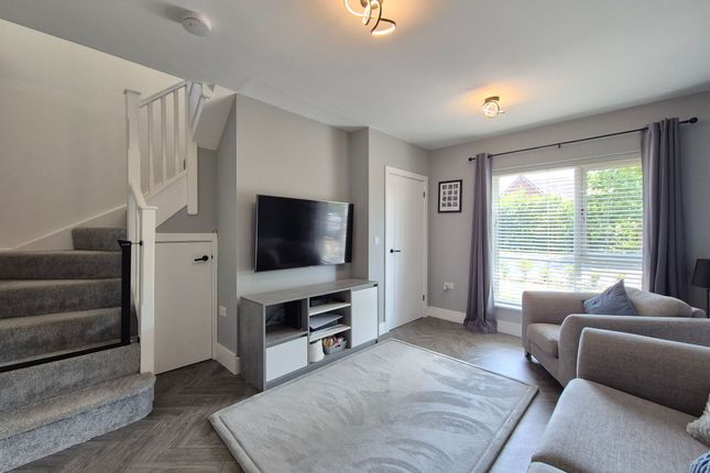 17 Hemlock Road, Coalville photo 3