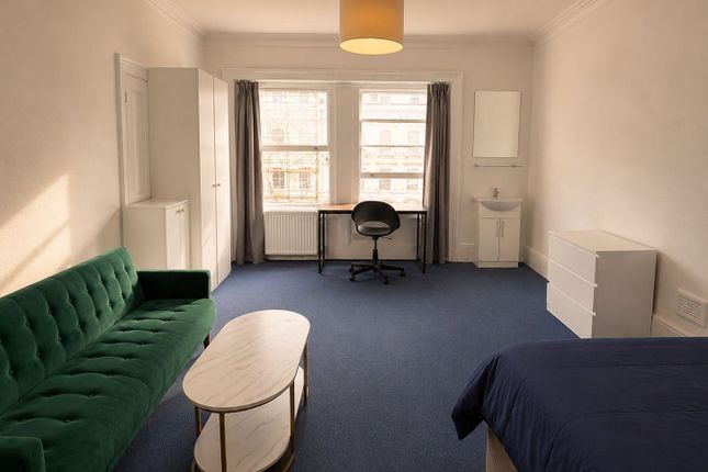 Queen's Gate Terrace , ICL/South Kensington  photo 3