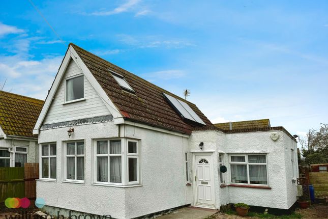 Thumbnail Detached bungalow to rent in Broadway, Jaywick, Clacton-On-Sea