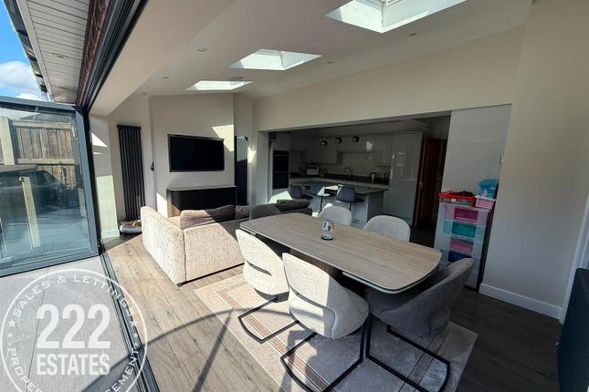 2, Whitby Avenue, Warrington photo 3